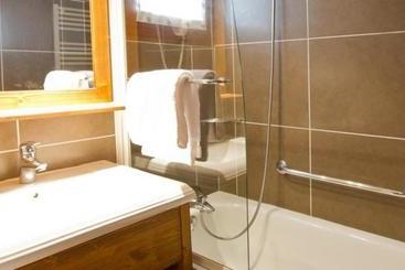 هتل Résidence Le Chalet De Montchavin
