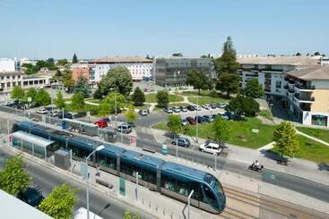 Ténéo Apparthotel Talence   Espeleta