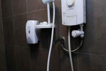 בית מלון כפרי The Fern Lodge