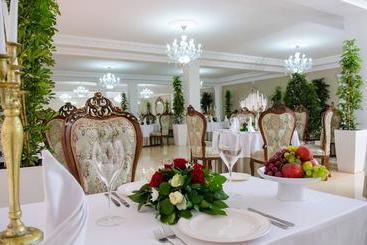 هتل Uzhnoe Vzmorie Health Resort