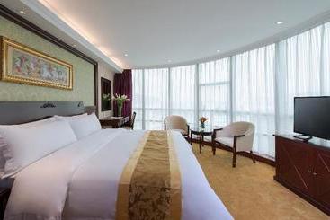 Vienna Hotel Jiading