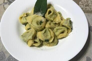 住宿加早餐  O Mie De Lacuri