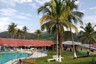 Отель Los Kioscos
