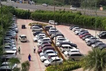 فندق Dwarka Palace Luxury