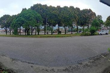 בית מלון כפרי Smz Sungai Siput