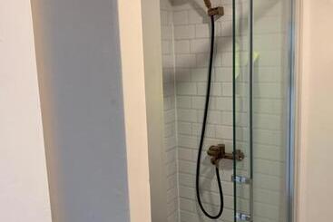 膳宿费 Hostal Enerugi