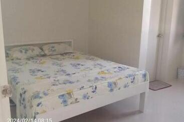 호텔 Yumsky Pension House And Beach Resort