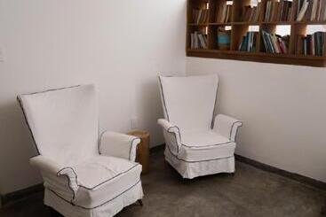 هتل La Posta Beach