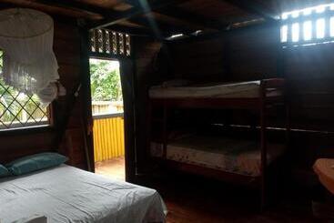 پانسیون Hostal Té De Menta