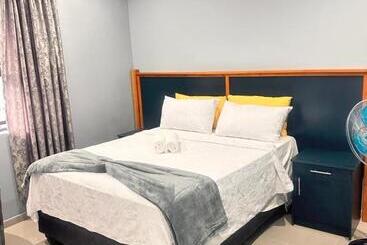 פנסיון Malaika Guest House