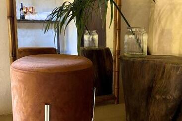 住宿加早餐  Aire