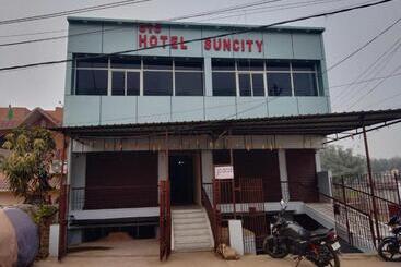 בית מלון כפרי Sun City