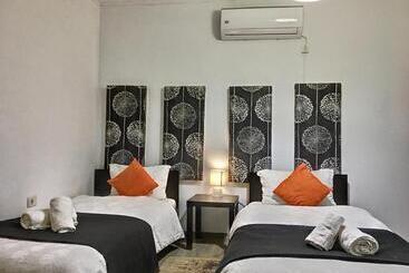 Пансион Casa Bozi