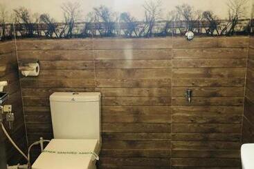 بنسيون Green Leaf   Negombo