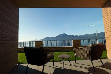 شقة فندقية Attilio High Living Suites Adults Only