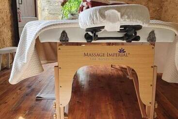 Bed and Breakfast Les Pierres Lotoises Retour De Voyages