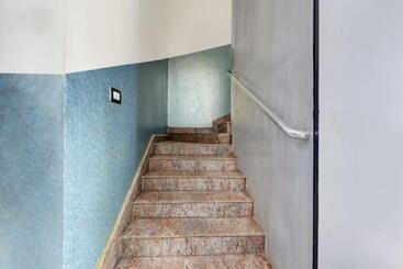 בית מלון כפרי Oyo 823110 Lakshmi Deluxe Lodge