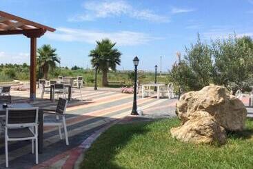 酒店 Real Resort Albania