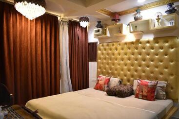 호텔 Ya Inn & Suites