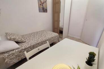 پانسیون Cardeñosa Habitaciones