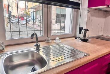 פנסיון Keli’s Apartments