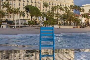 مبيت وإفطار Villa Nomade Proche De Cannes