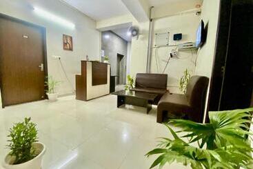 Collection O Hotel Ace Inn