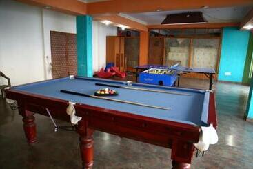 酒店 Crowned Residency