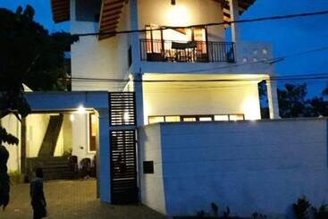 بنسيون Heaven Hill Guesthouse