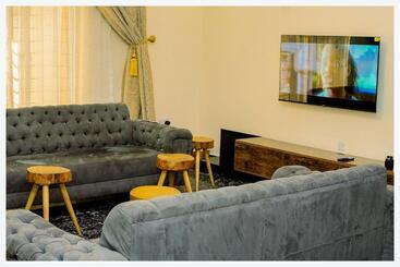 پانسیون House 7a