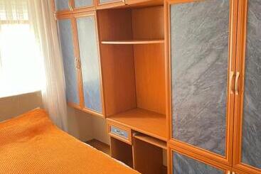 膳宿费 Konfor Ve Huzurunuz Için Her şey Var Klimasız Oda