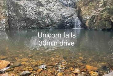 פנסיון Tweed Hinterland Eco Cabin