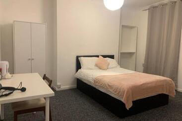 پانسیون Warren Street Guest House