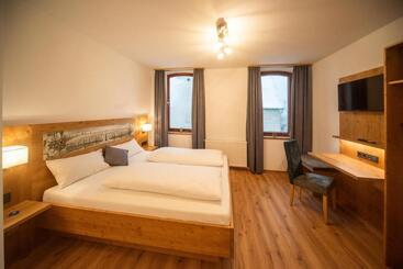 호스텔 Gasthaus Rotes Ross