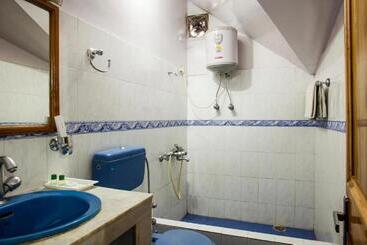 هتل Chaman Palace