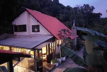 بنسيون Brisas Do Sambaqui