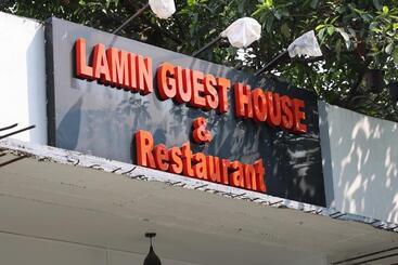 פנסיון Lamin Guest House