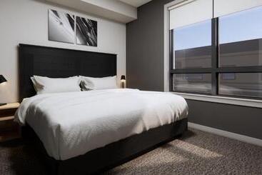 هتل آپارتمان Basecamp Suites Revelstoke
