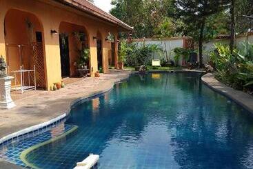住宿加早餐  Nirvana Pool Villa 2