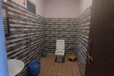 فندق Green View Inn