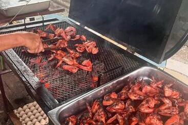 فندق Putra Sentosa Retreat Camp, Sematan