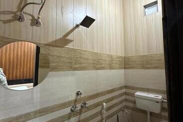 פנסיון Classio Residency