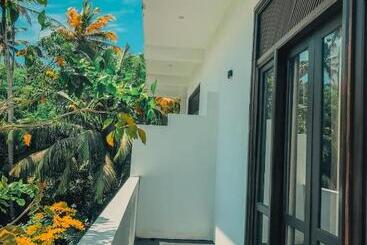 膳宿费 Hmc Vila Polhena