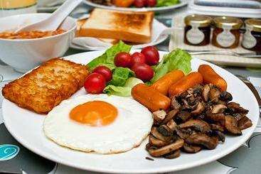 צימר Holm Lea Halal Hotel & Minicinema