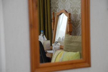 ベッドアンドブレックファースト Lynwood Guest House