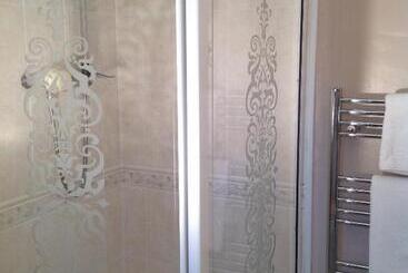 ベッドアンドブレックファースト Old Water View