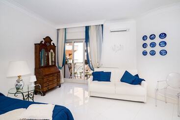 Giga Mare Apartments