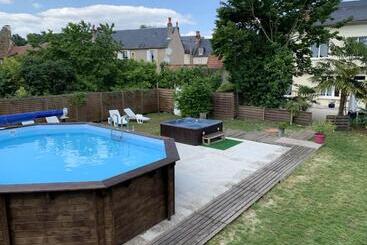 هتل Hôtel Le P'tit Monde