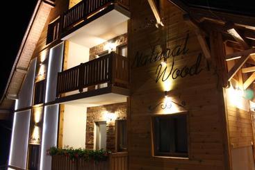 هتل Villa Natural Wood