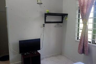 D  Bunga Hotel Bukit Bunga Bilik Family Deluxe